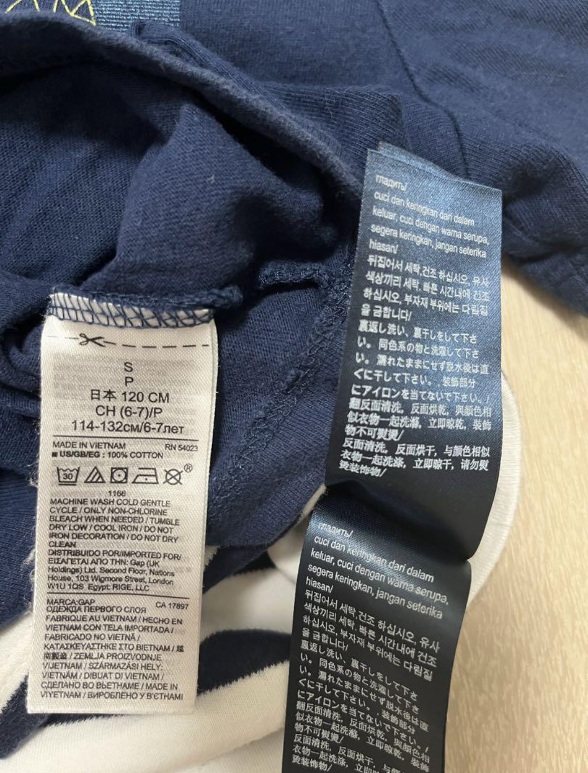 Tommy GAP  キッズ　120の写真4枚目