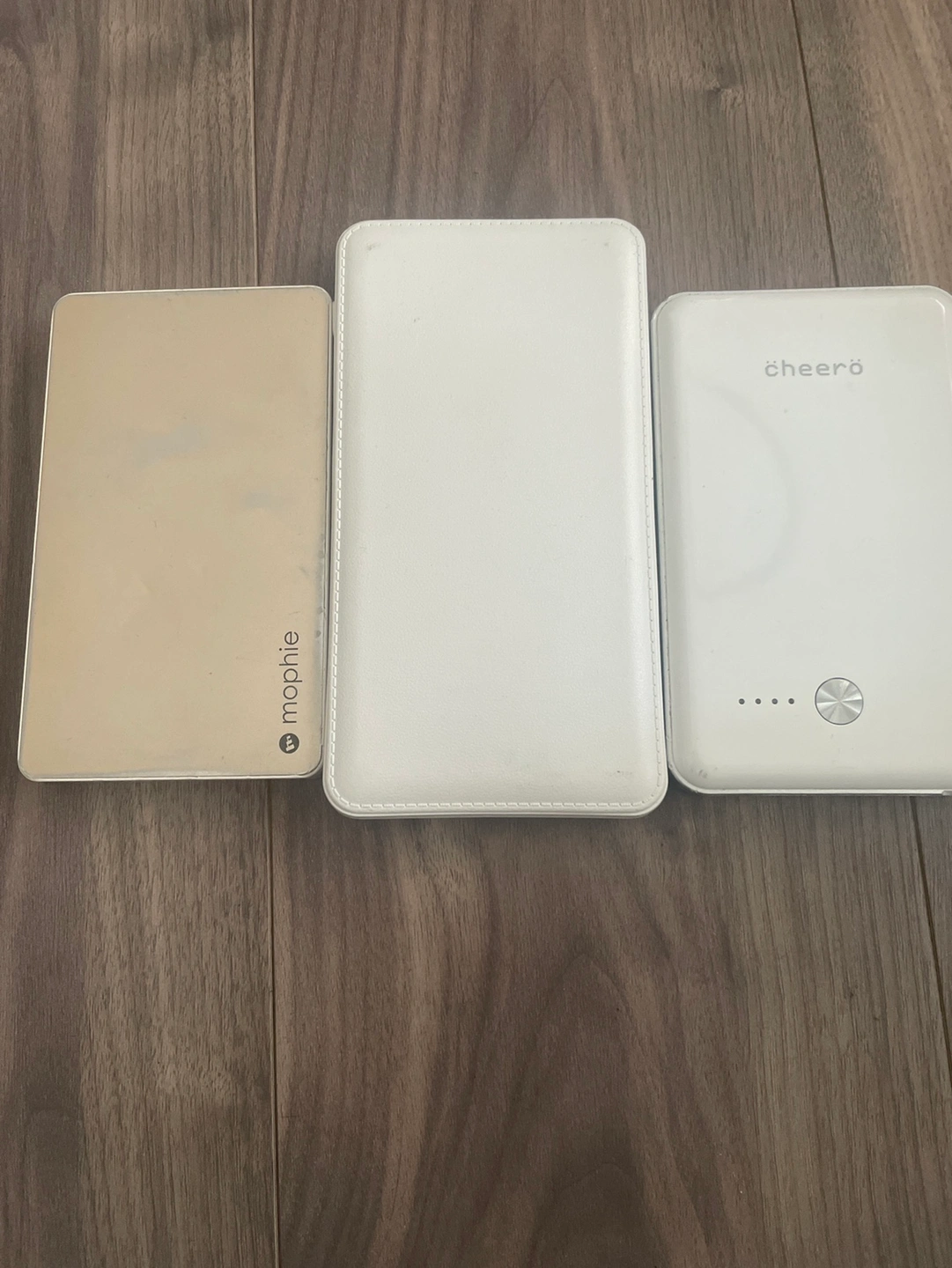 モバイルバッテリー