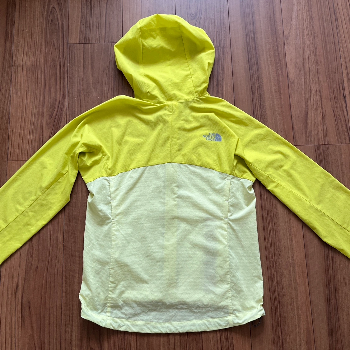 【THE NORTH FACE】アウトドアアウター S ウェア 薄手のジャンバーの写真9枚目