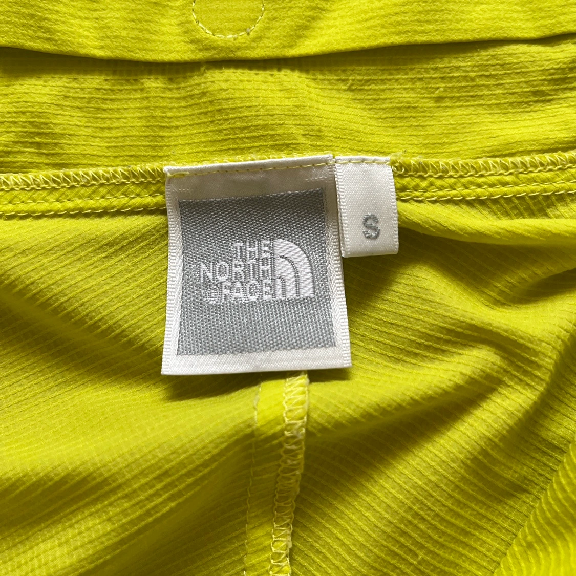 【THE NORTH FACE】アウトドアアウター S ウェア 薄手のジャンバーの写真4枚目