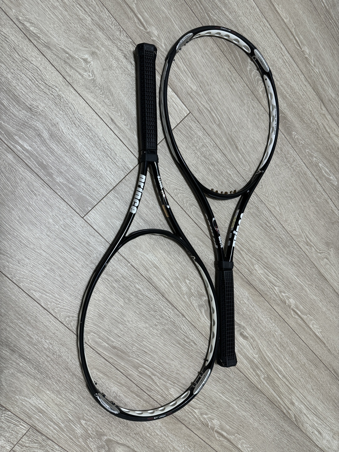 中古ラケット✖️2本の写真2枚目