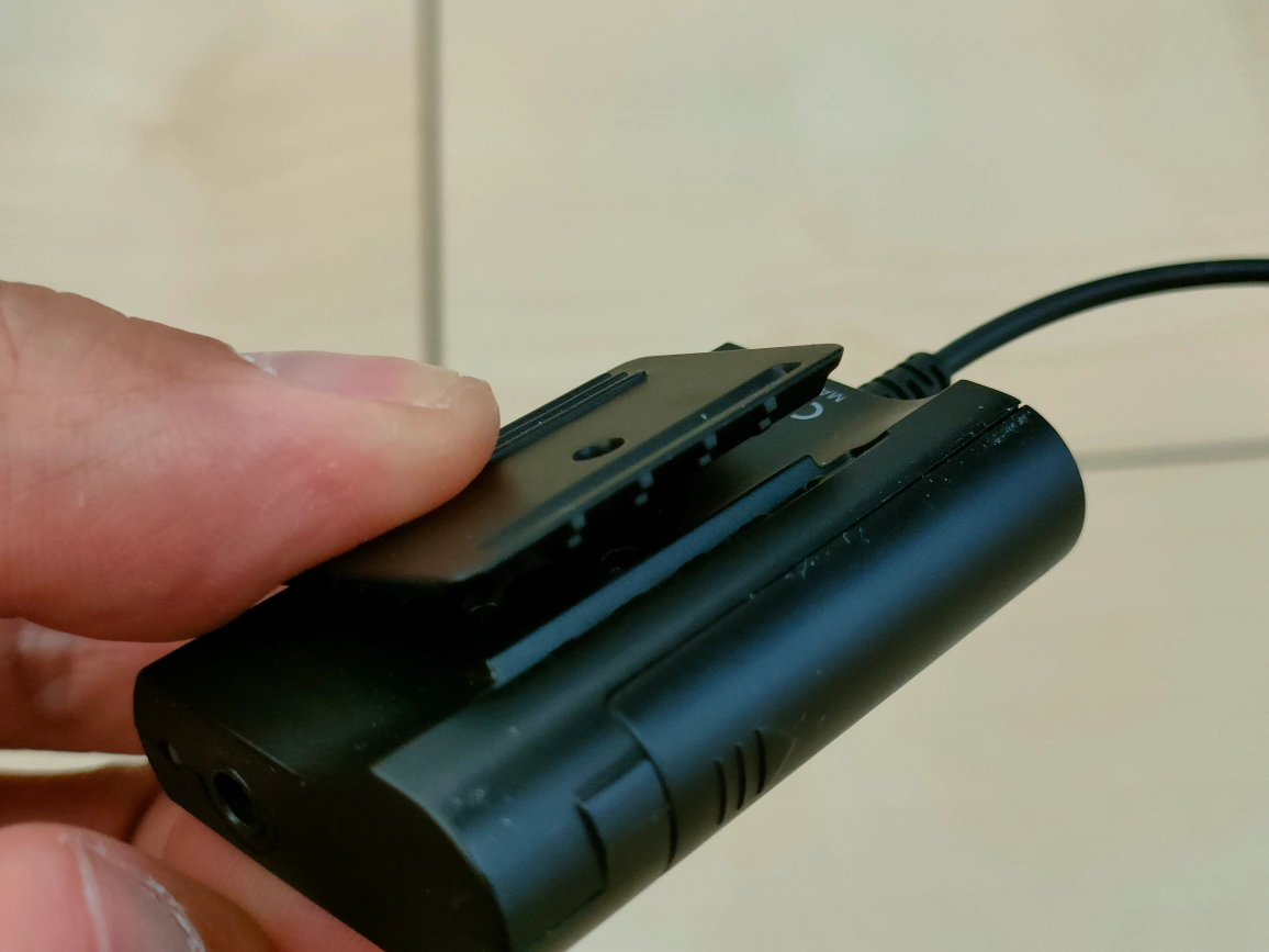 audio technica オーディオテクニカ ポータブルヘッドホンアンプ ブラック AT-PHA10 BKの写真4枚目