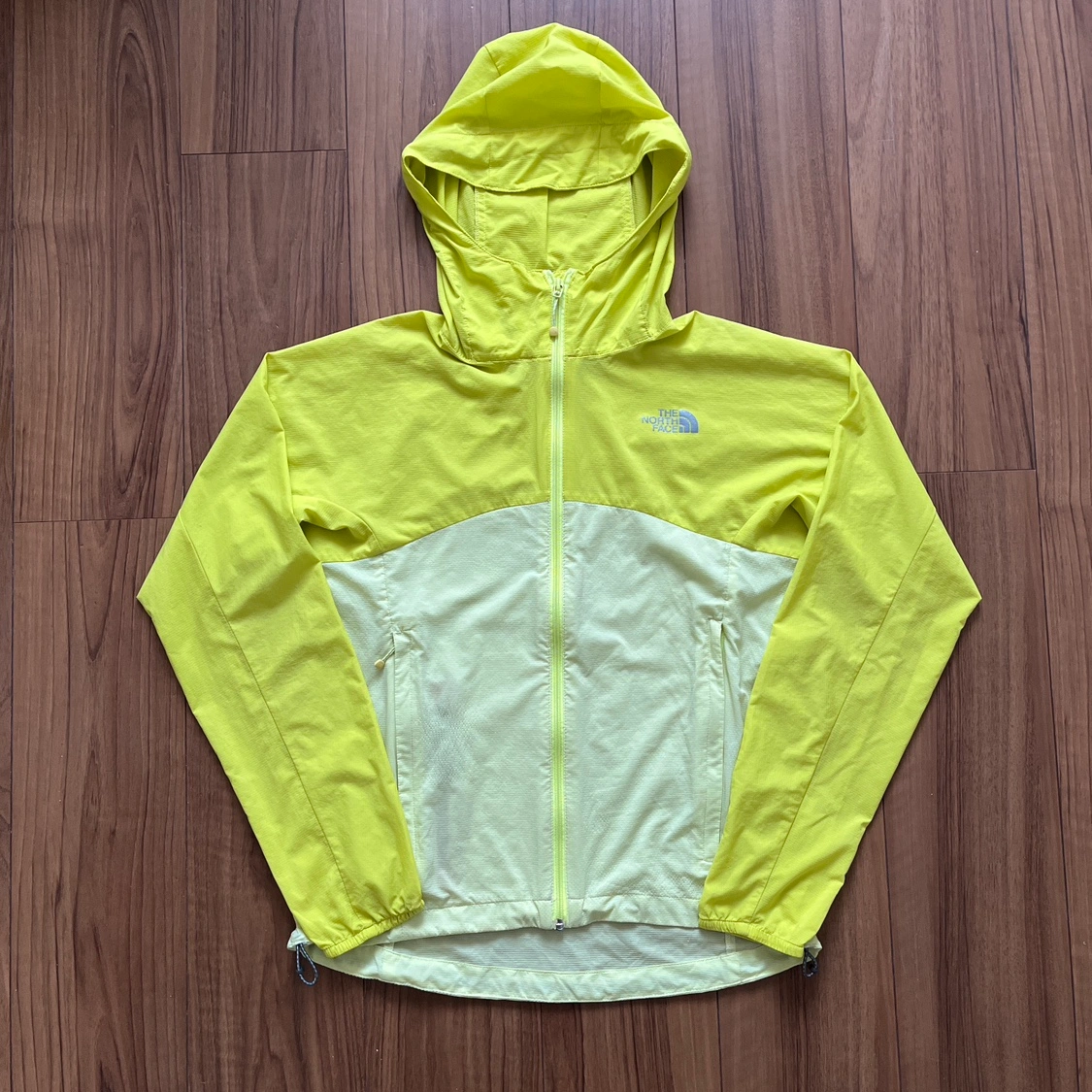 【THE NORTH FACE】アウトドアアウター S ウェア 薄手のジャンバー