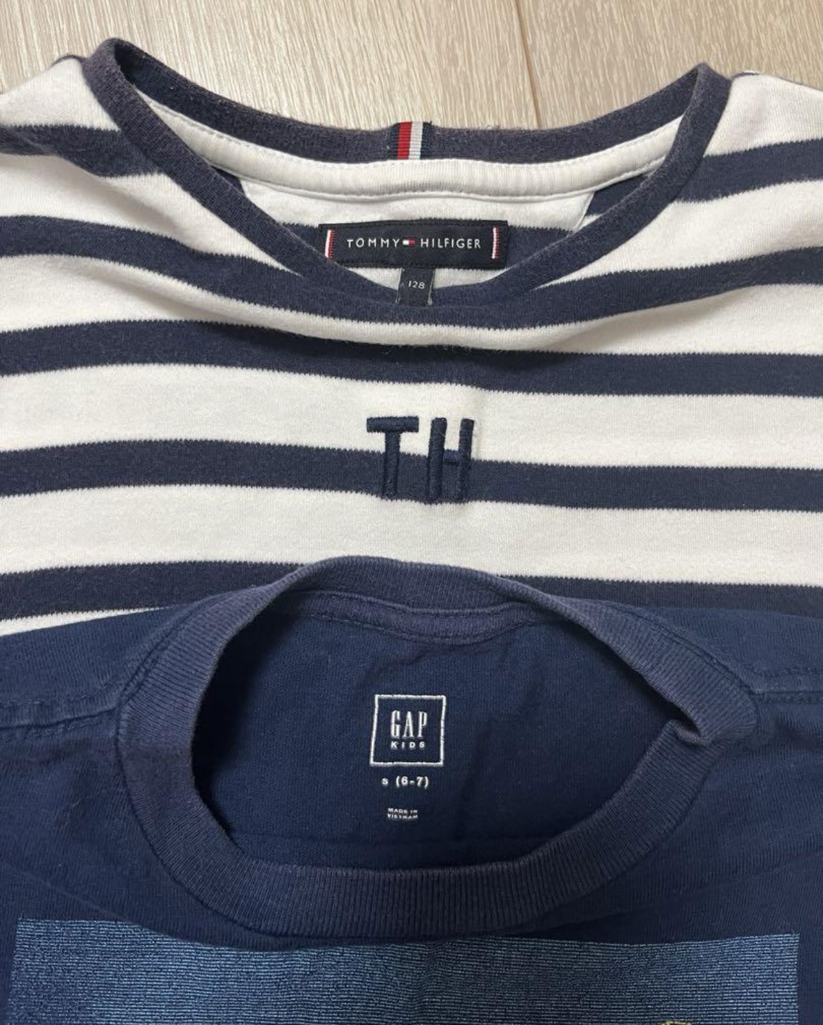 Tommy GAP  キッズ　120の写真3枚目