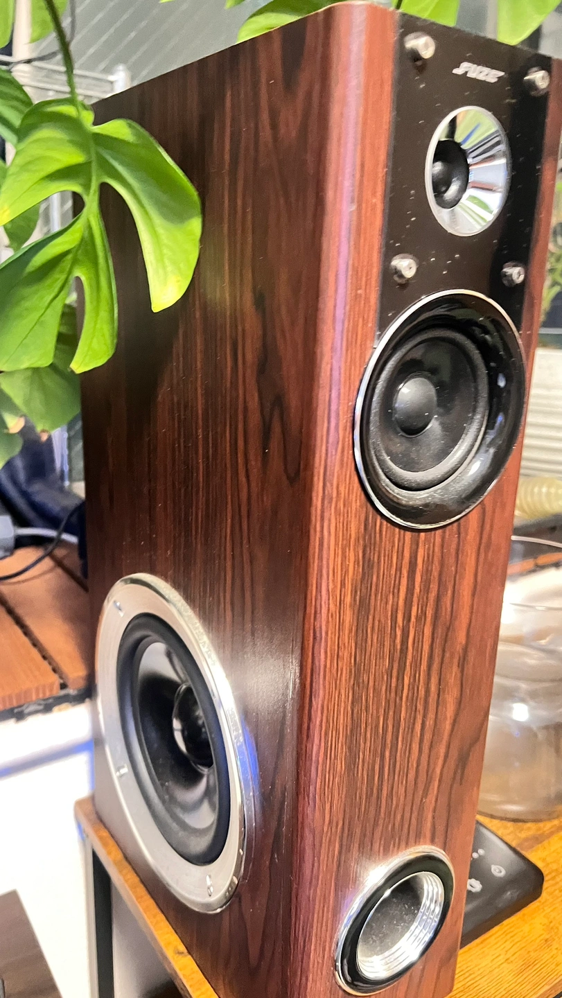 Bluetoothスピーカー リモコン付きの写真4枚目