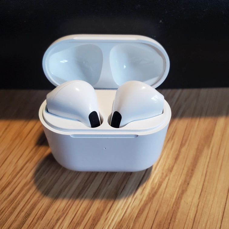 未使用 ワイヤレスイヤホン Bluetooth イヤホン