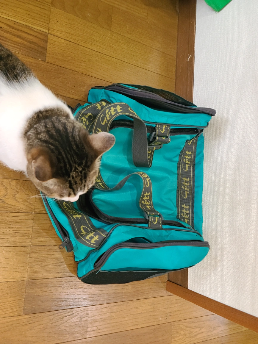 ボストンバッグ(ナイロン製)