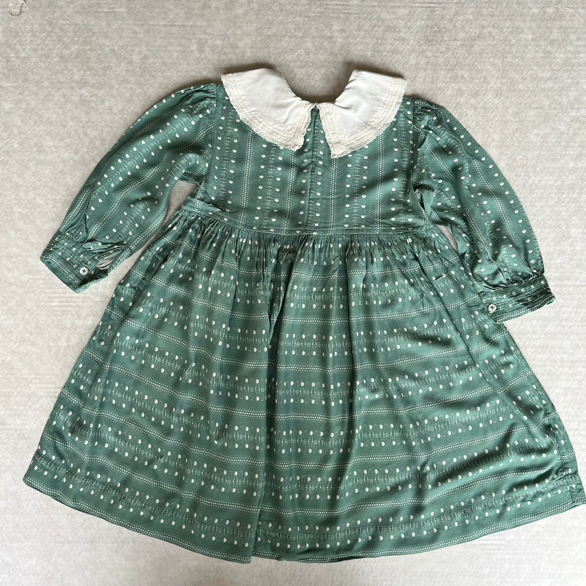 キッズワンピース caramel 6Y