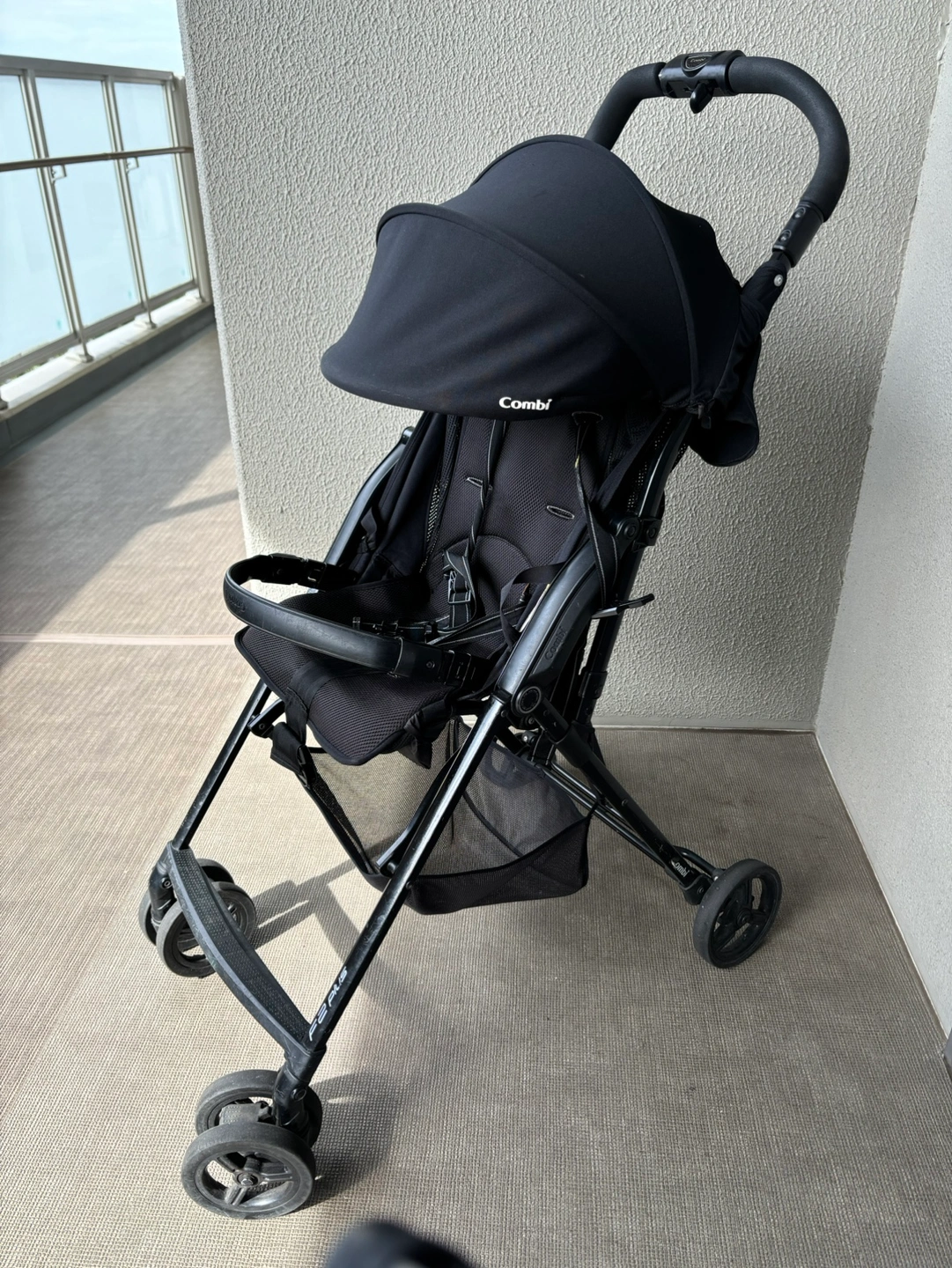 コンビ F2plus ベビーカー