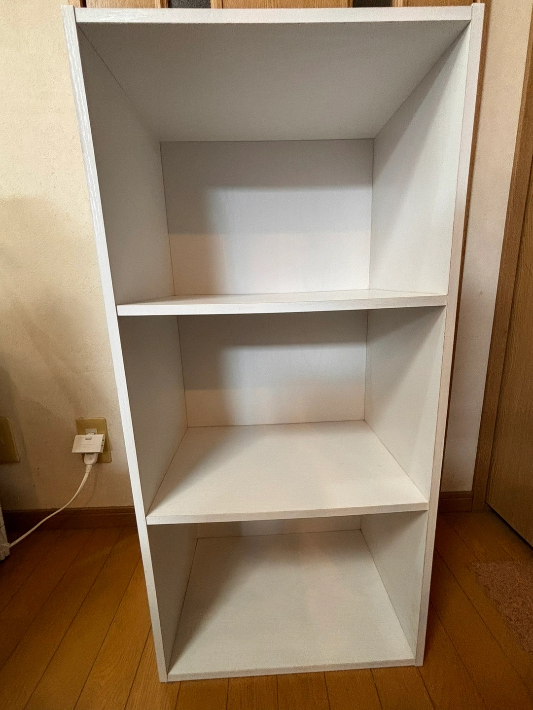カラーボックス ② 3段 木目調 ホワイト おまけで引き出し3つ付✨️の写真3枚目