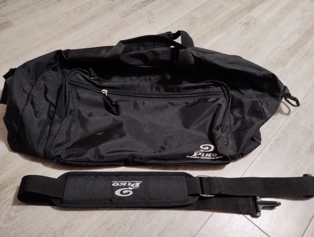 【良品】PIKO ボストンバッグ 肩掛け紐付き 大きめ