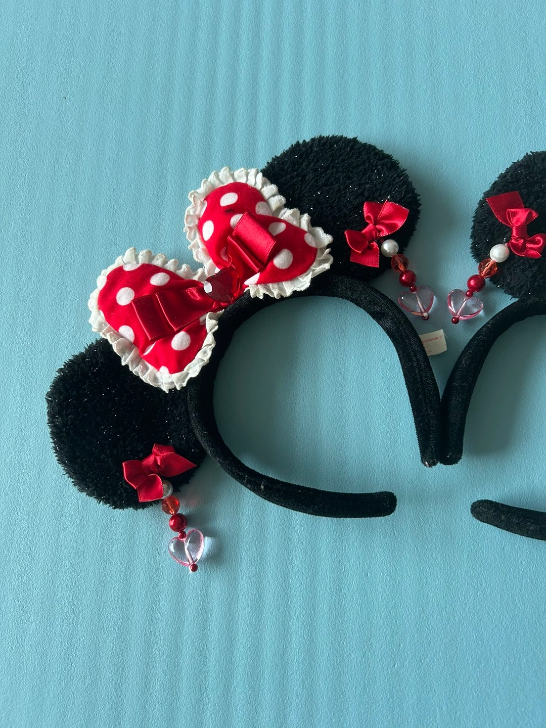 ディズニー ミニーカチューシャ2個セットの写真2枚目