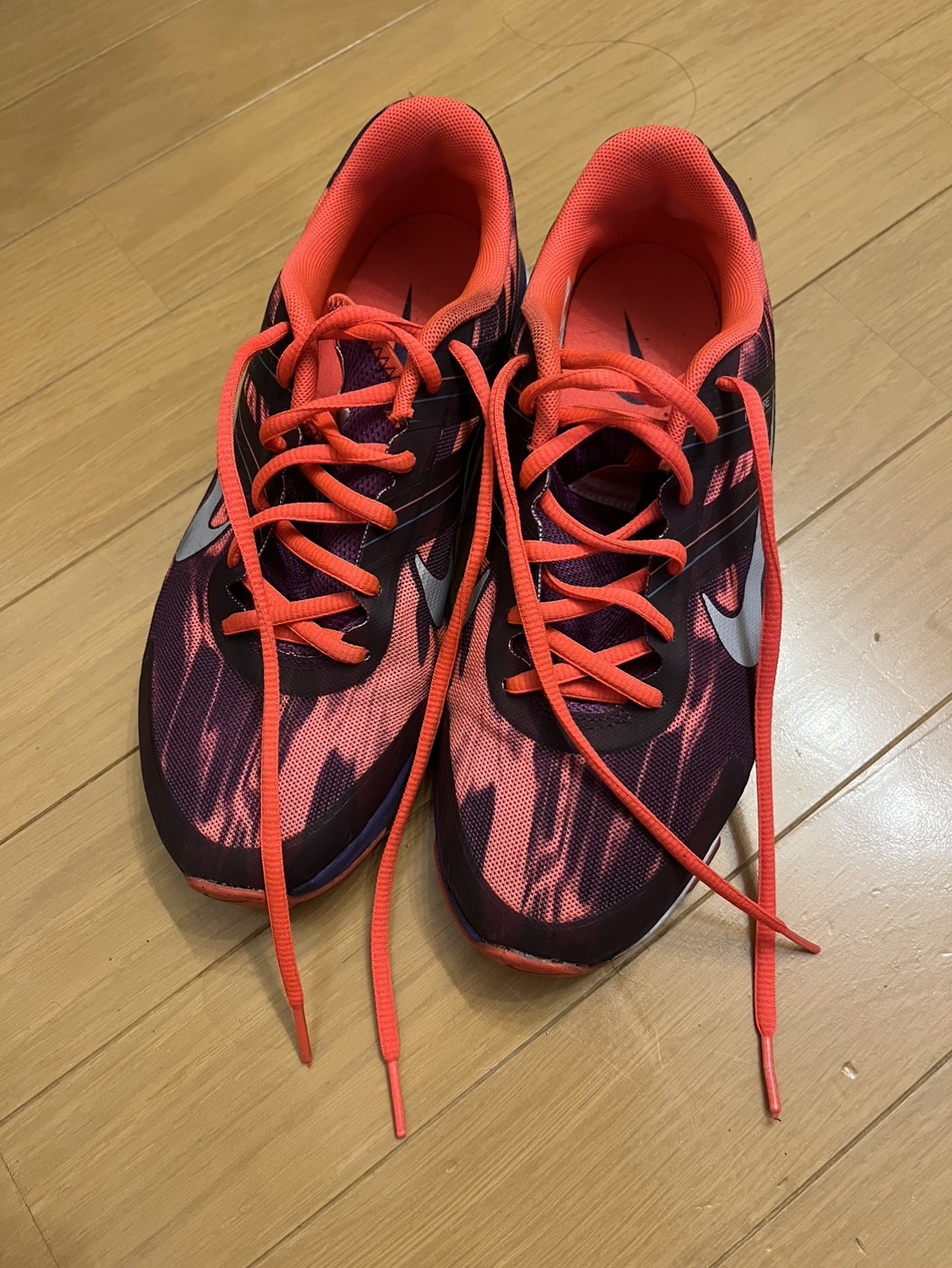 ナイキ　トレーニングシューズ　24.5cm