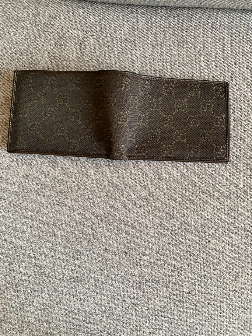 GUCCIお財布の写真3枚目