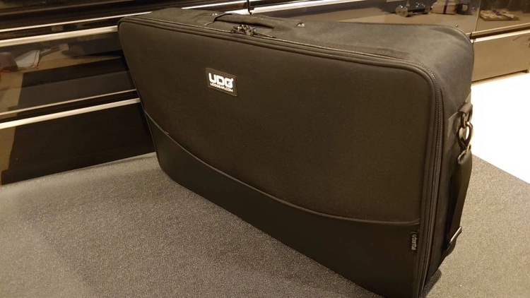 Pioneer DDJ-SR ハードケース付き、ハンドブック付きの写真7枚目