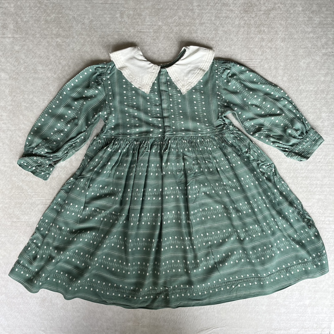キッズワンピース　caramel  6Yの写真2枚目