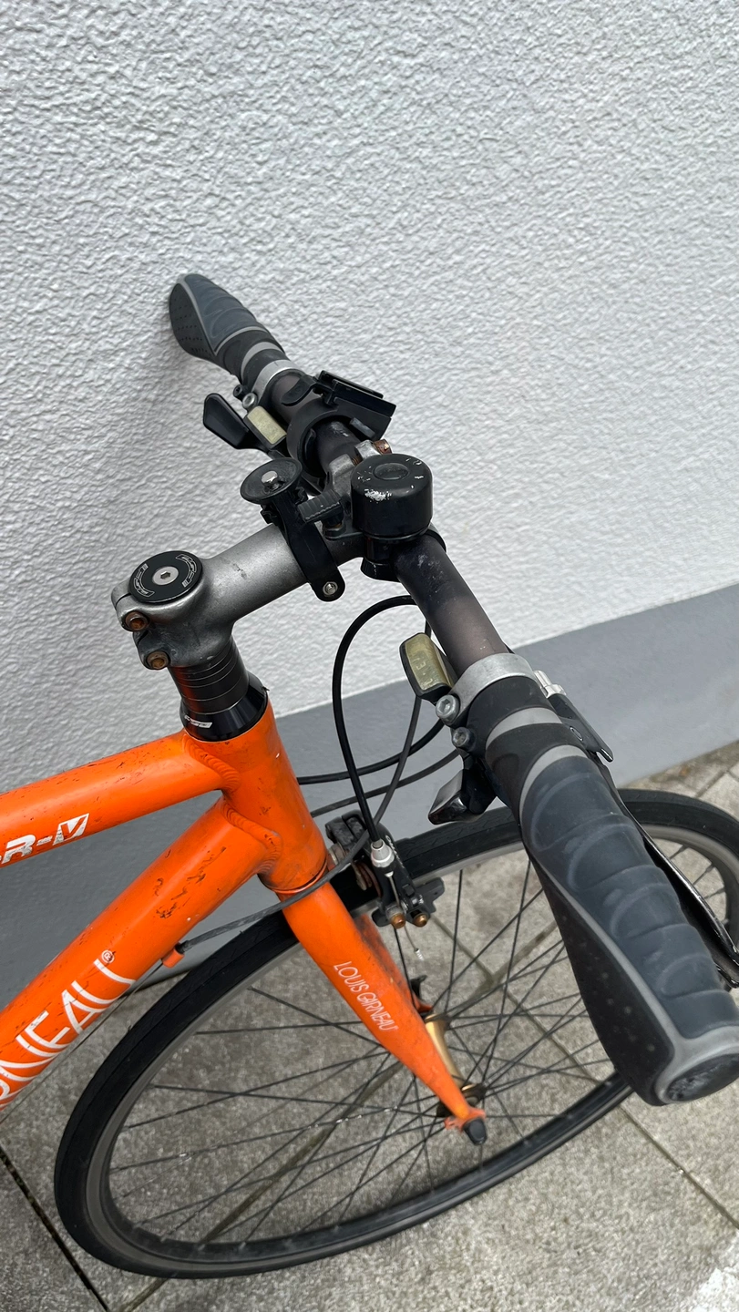LOUIS GARNEAU ルイガノ LGS-RSR5 フラットバーロードバイクの写真3枚目