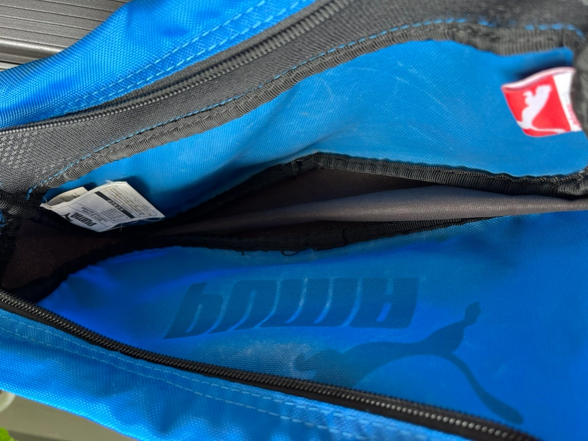 PUMAのシューズ袋の写真3枚目