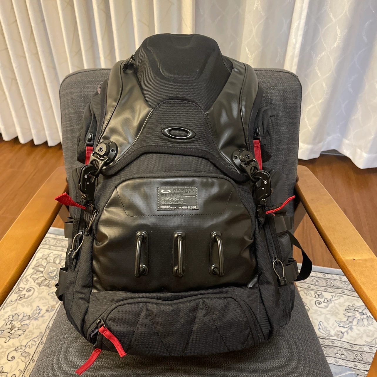 Oakley Kitchen Sink Backpackバックパック