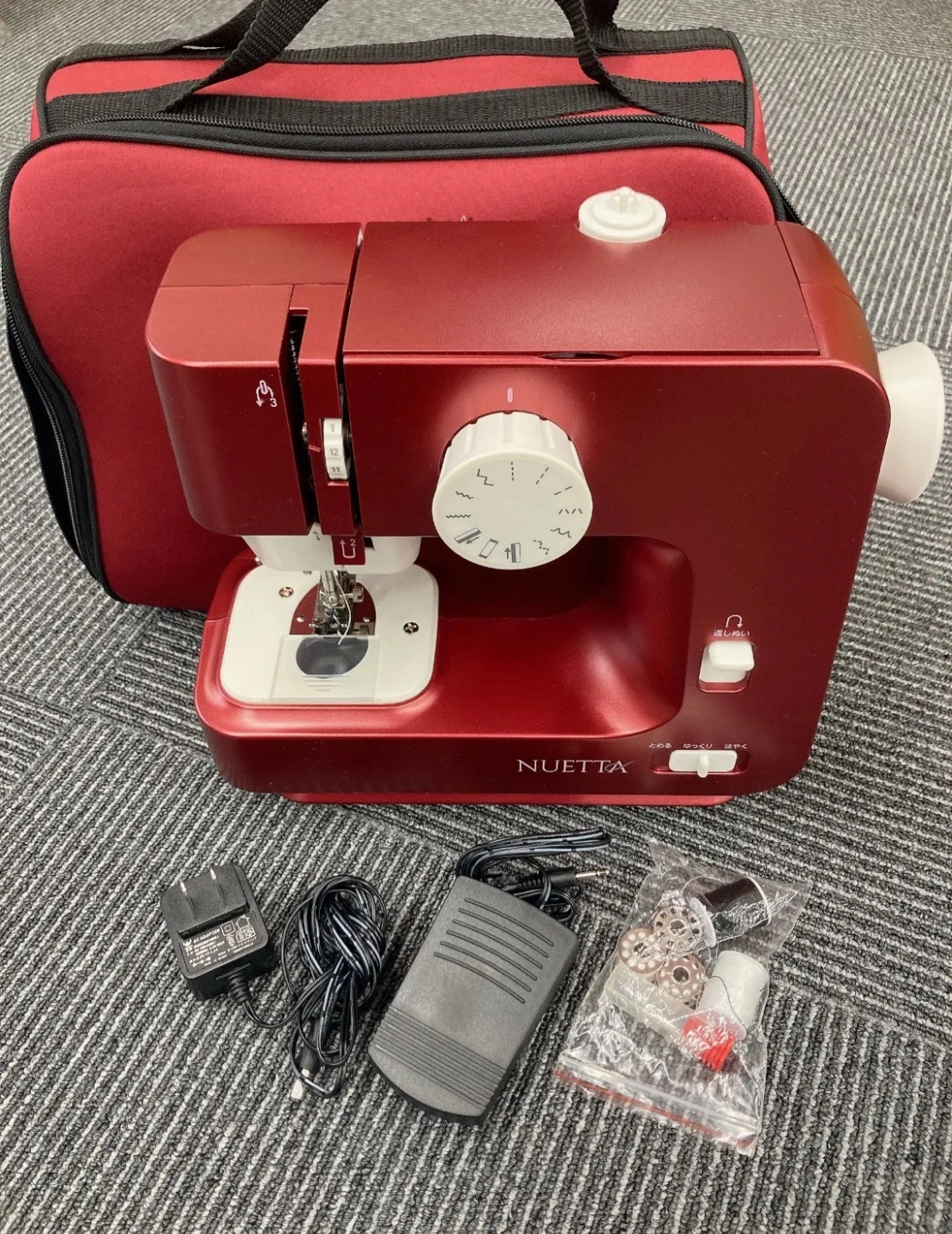 【ジャンク】電動コンパクト本格ミシン Nuetta(ヌエッタ)NUE-1R KT-002081B 【電化製品】
