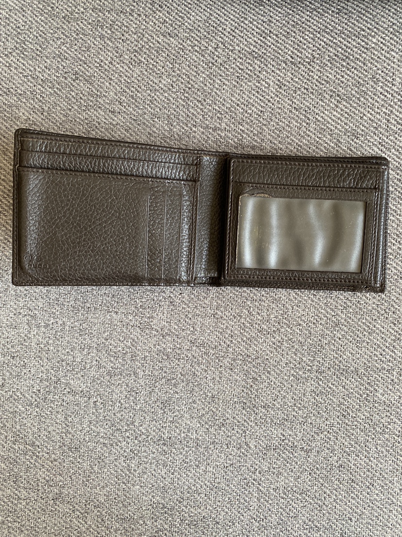GUCCIお財布の写真2枚目