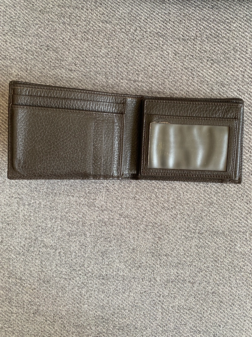 GUCCIお財布の写真2枚目