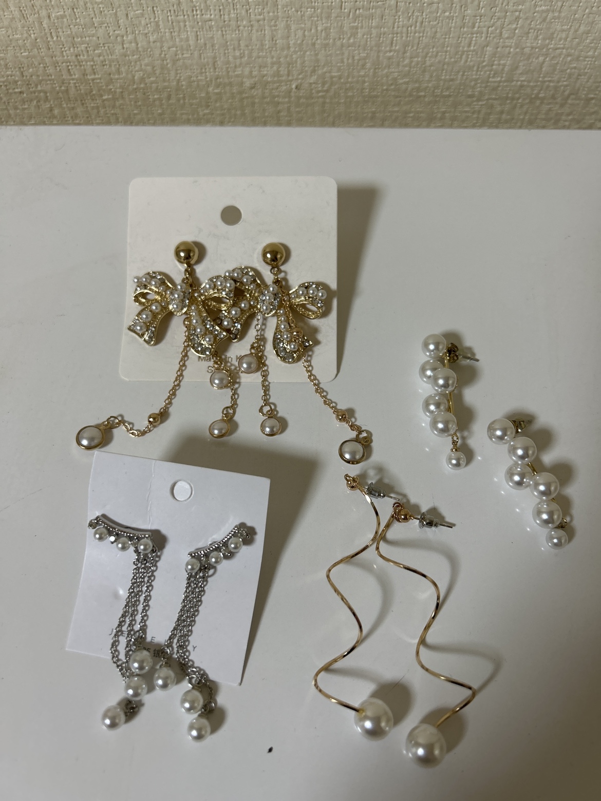 【新品未使用】パールピアスセット