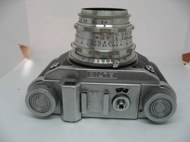 【さらに値下げ】クラシックフィルムカメラ ALTIXの写真3枚目