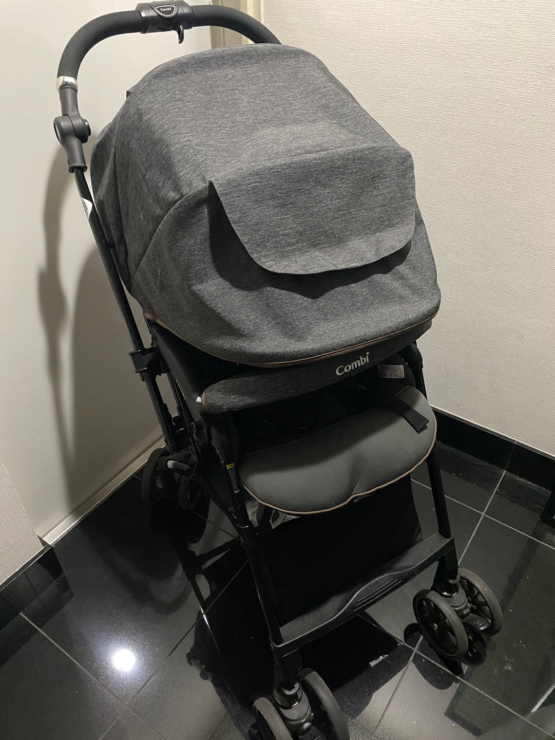 コンビ ベビーカー AB型 純正レインカバー 付きの写真3枚目