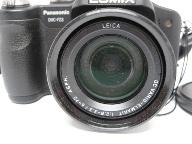 デジタルカメラ パナソニックFZ-8の写真2枚目