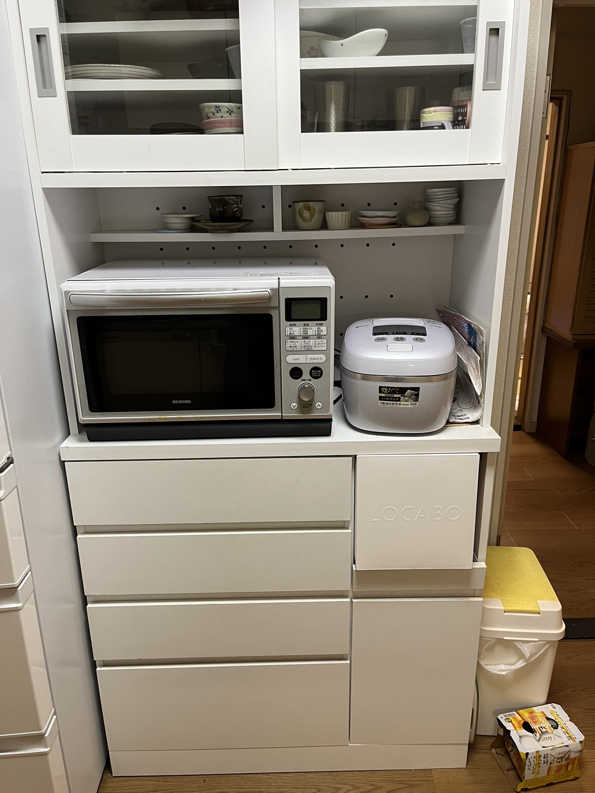 食器棚の写真2枚目