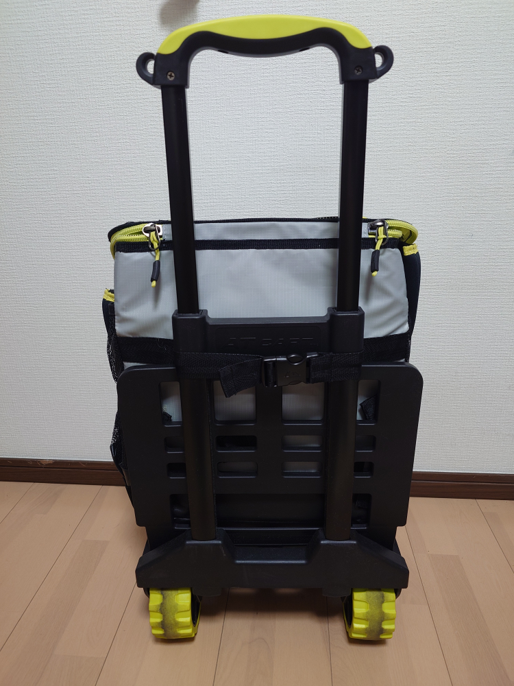 Titan deep freeze by arctic zoneのクーラーバッグの写真2枚目