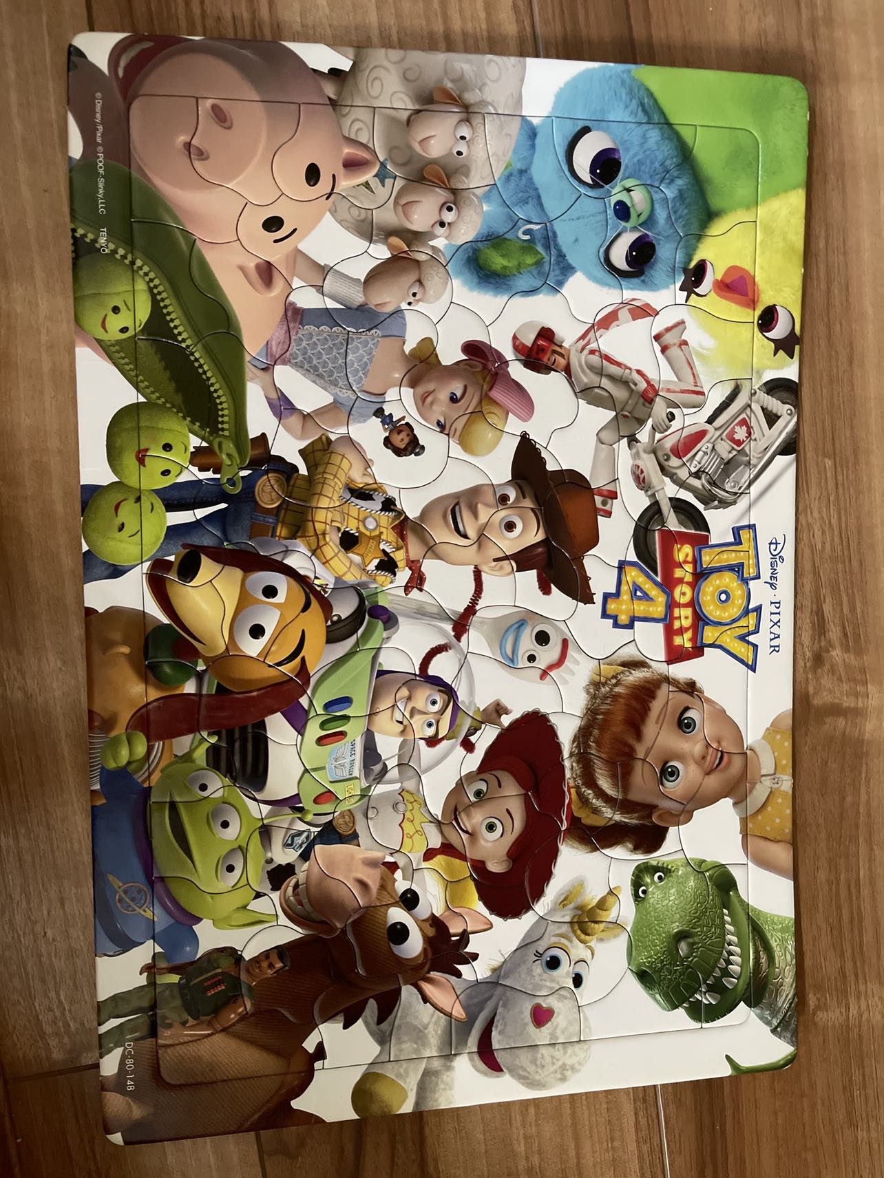80ピース 子供向けパズル TOY STORY4(トイ・ストーリー4) ゆかいななかまたち 【チャイルドパズル】