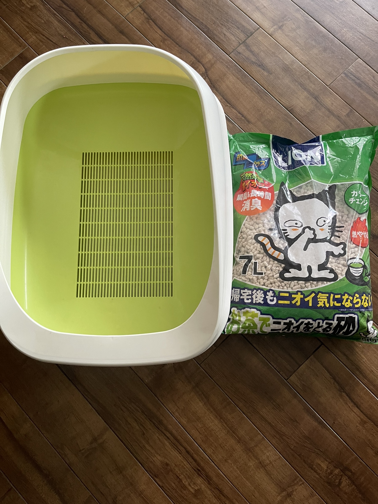 猫用デオトイレ＋猫砂の写真2枚目