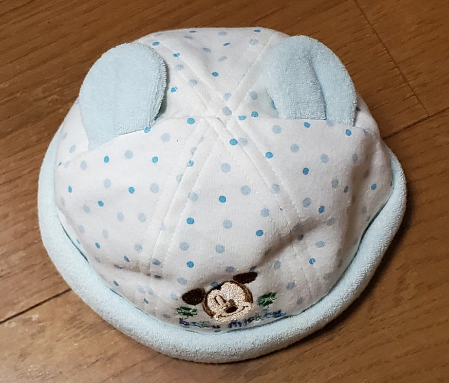 ディズニーベビー帽子サイズ44cmの写真2枚目