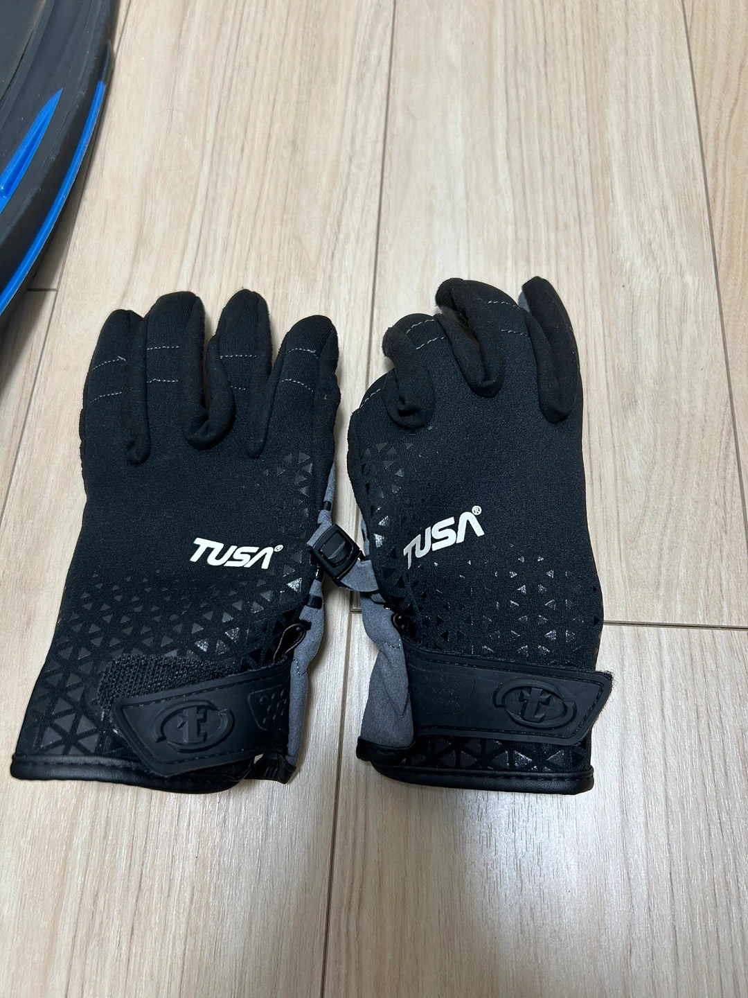 ダイビング用品セット Tusaフィン/ローブ/ ロングブーツ/ ウェイトベルト ステンレスバックル/ 2way メッシュバックの写真3枚目