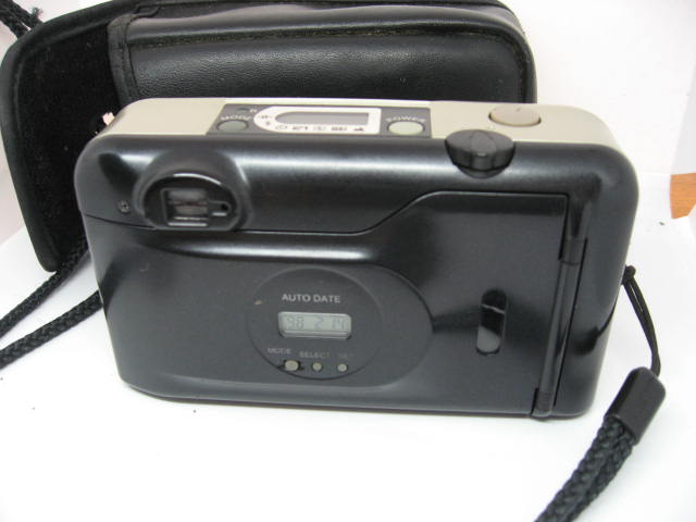 【再値下げ】【新品電池に交換済】フィルムカメラ　コニカズーム付コンパクトカメラの写真2枚目