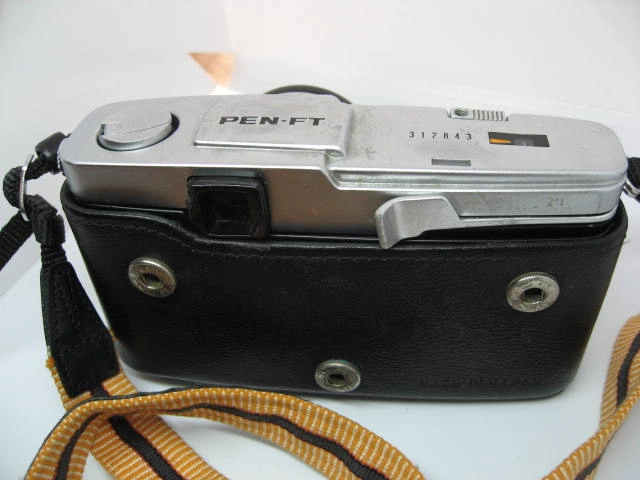 フィルムカメラ オリンパスペンFTの写真2枚目