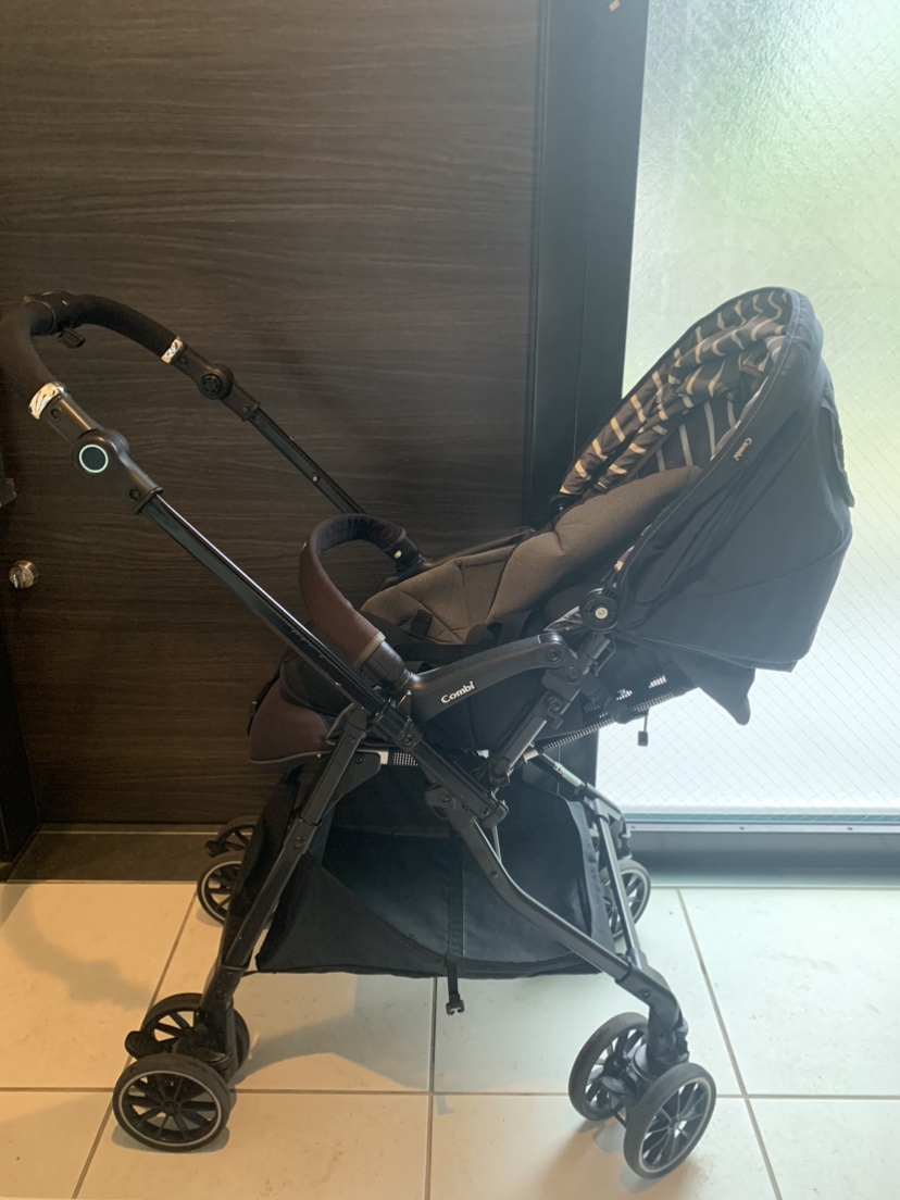 コンビ　ベビーカー　スゴカルα　4キャス　compact  エッグクッションの写真2枚目