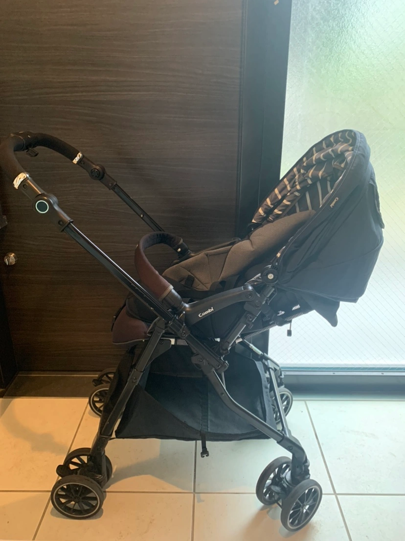 コンビ ベビーカー スゴカルα 4キャス compact エッグクッションの写真2枚目