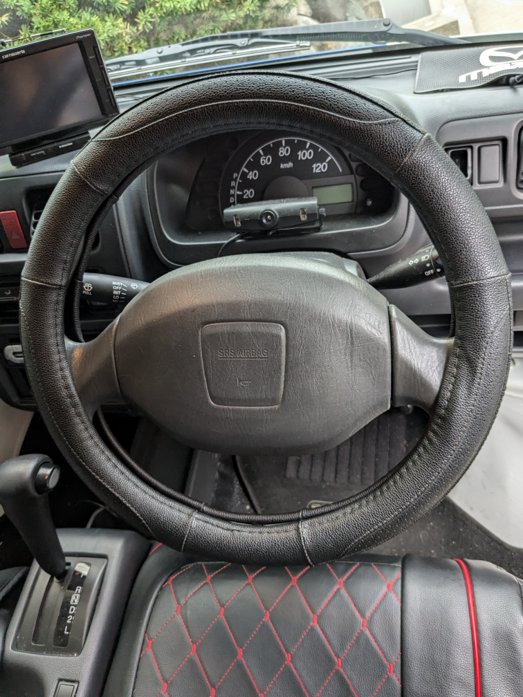 《値下げ》【超美品】軽自動車ステアリングカバー