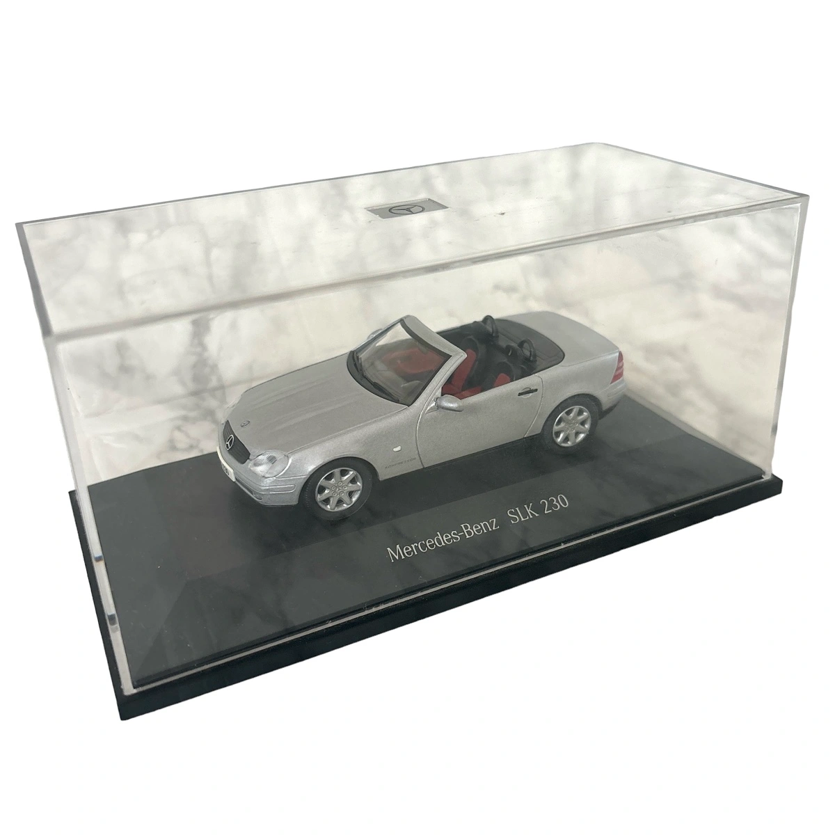 【新品未使用】メルセデスベンツ❤ミニカー モデルカー 1/43 SLK230の写真3枚目
