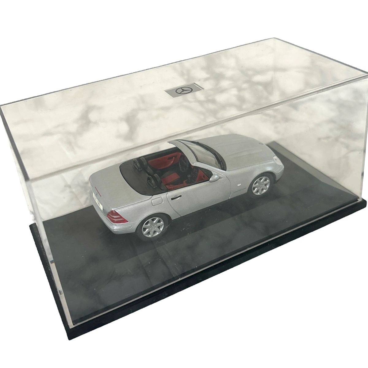 【新品未使用】メルセデスベンツ❤ミニカー モデルカー 1/43 SLK230の写真5枚目