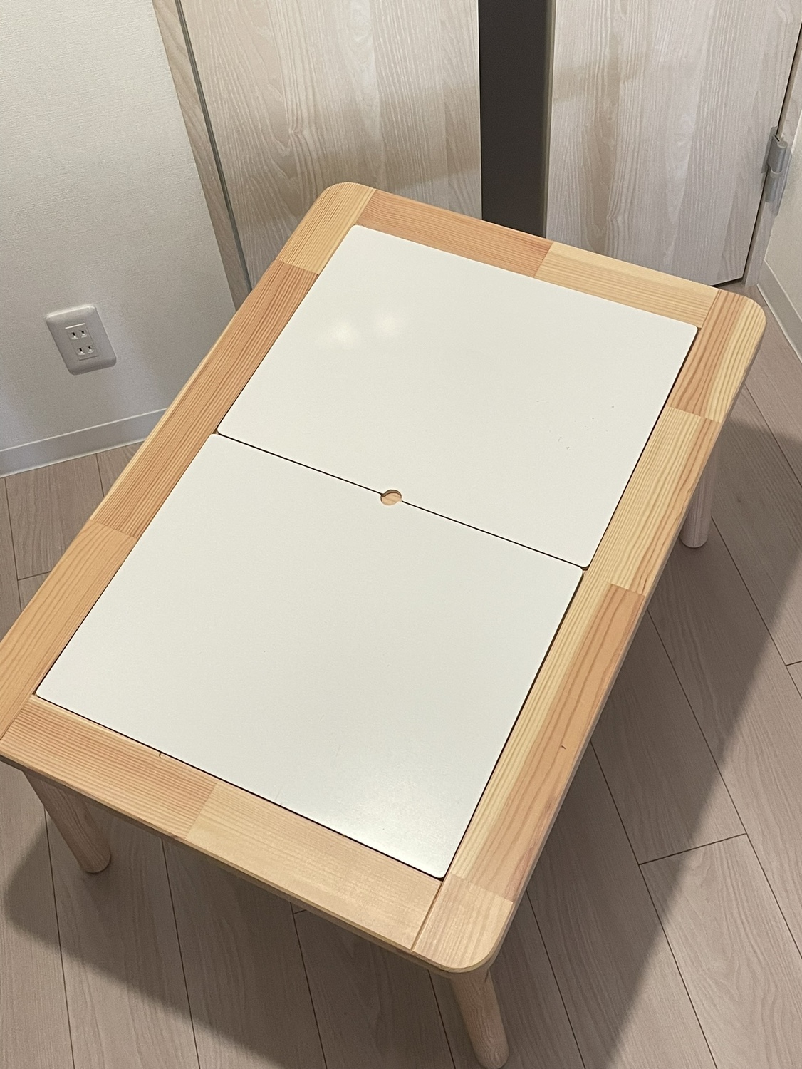 toolbox テーブル 角パイプフレーム脚 × 突板合板チェリー板目 toolbox テーブル 角パイプフレーム脚 × 突板合板チェリー板目