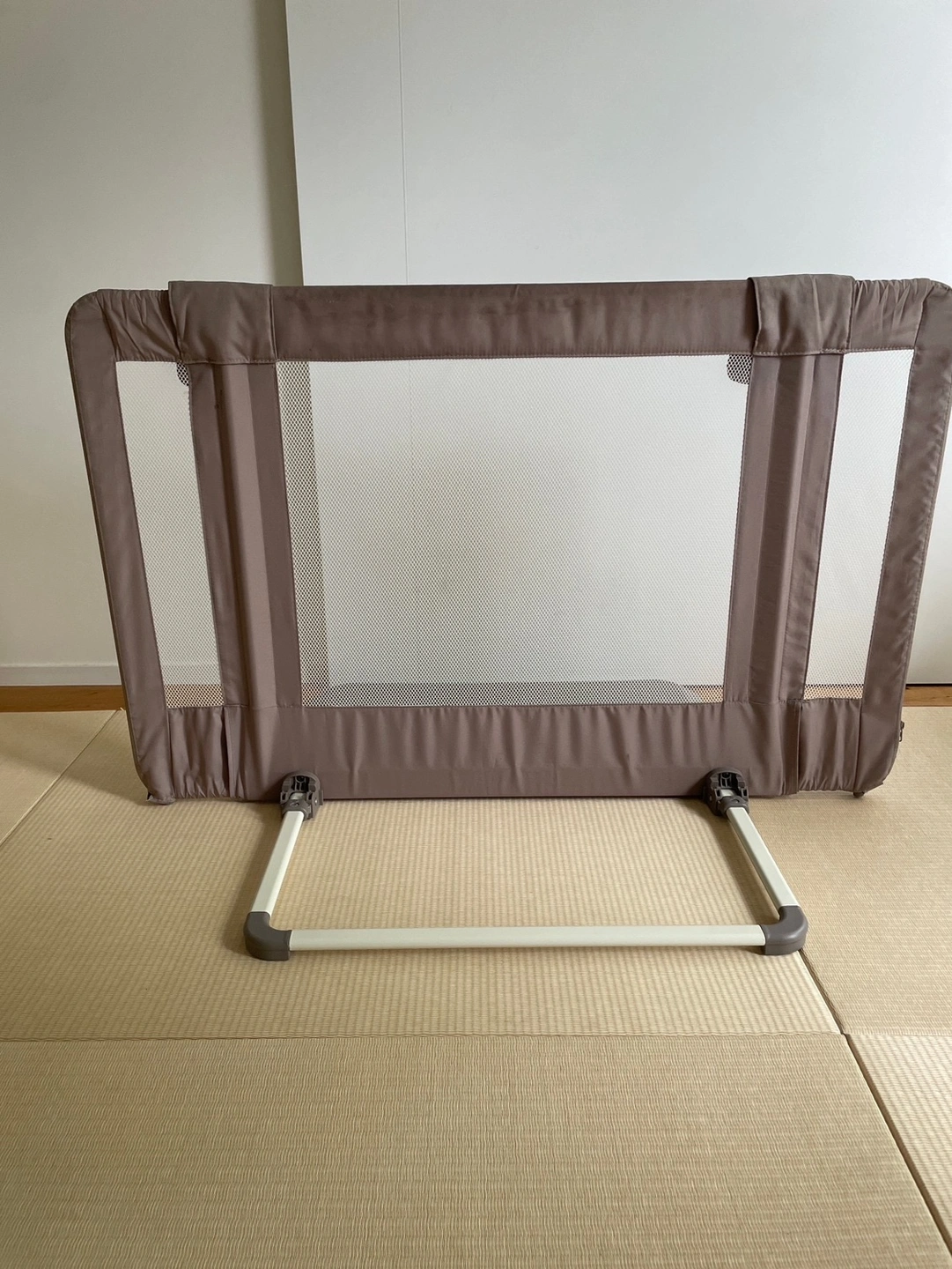 ベビーゲート おくだけとおせんぼ Sサイズの写真2枚目
