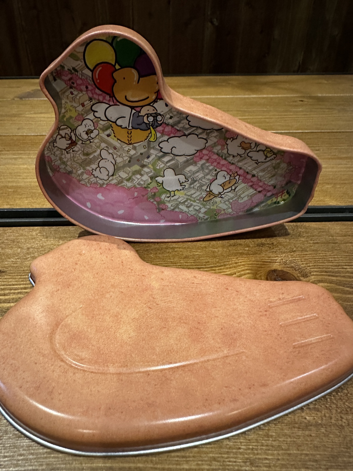 豊島屋創業130年  鳩サブレー缶　2024年限定品の写真3枚目