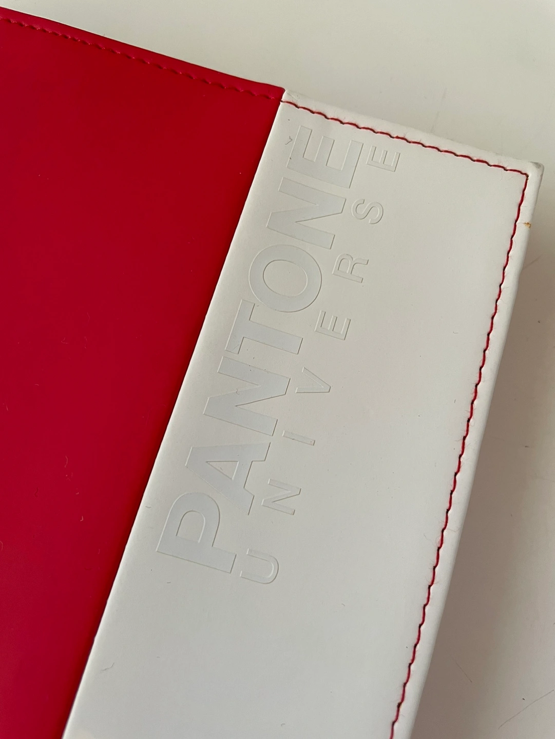【PANTONE UNIVERSE ノート】カバー付ノートの写真2枚目